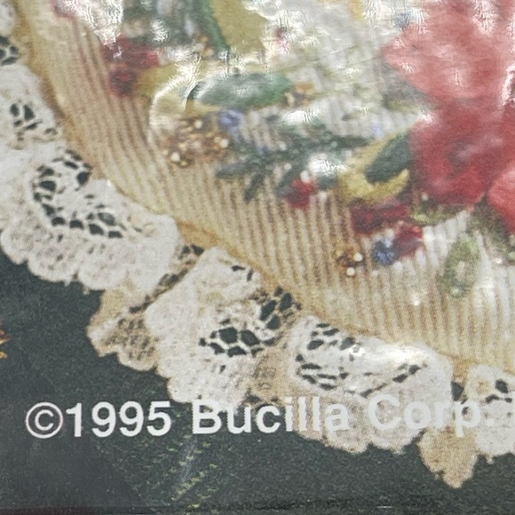 Bucilla Silk Ribbon Embroidery 83290 Happy Holidays Kit 3 Pieces New Unopened - Picture 3 of 7
